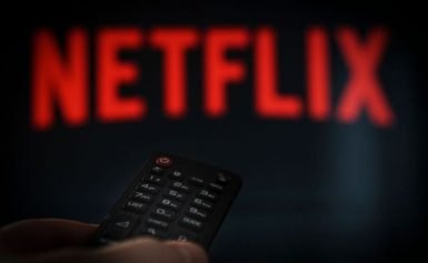 Conti in caduta e concorrenza aggressiva, il futuro di Netflix è sempre più incerto